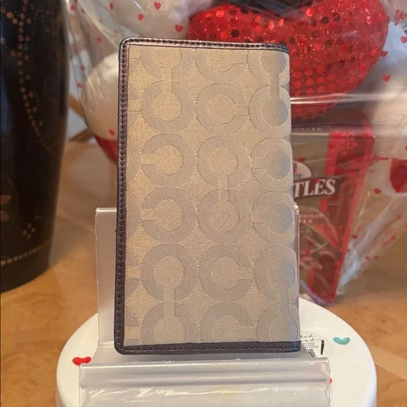 Vintage EUC Coach signature monogram Checkbook Cover case with unbranded Pen - Picture 2 of 12